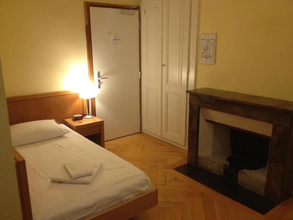Le Cénacle 2*